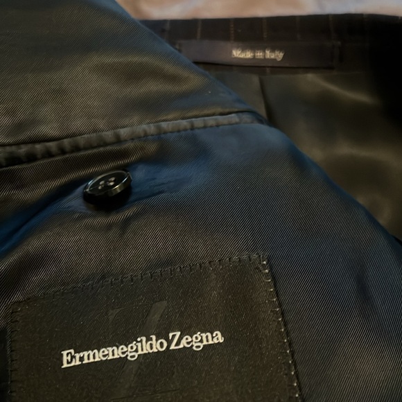 Ermenegildo Zegna suit - Picture 5 of 5